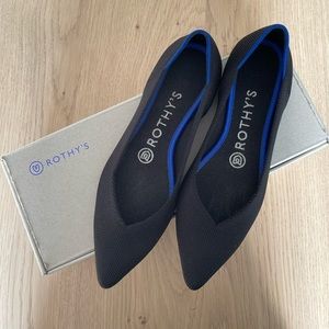 Rothy’s black points 6.5